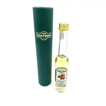 Bolyhos ágyas kajszibarack pálinka papírhengerben