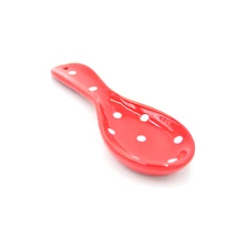 Fakanál pihentető piros-fehér pöttyös